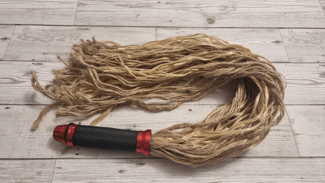 Rope flogger