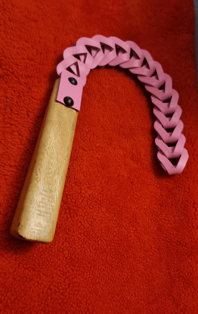 Tank track strap