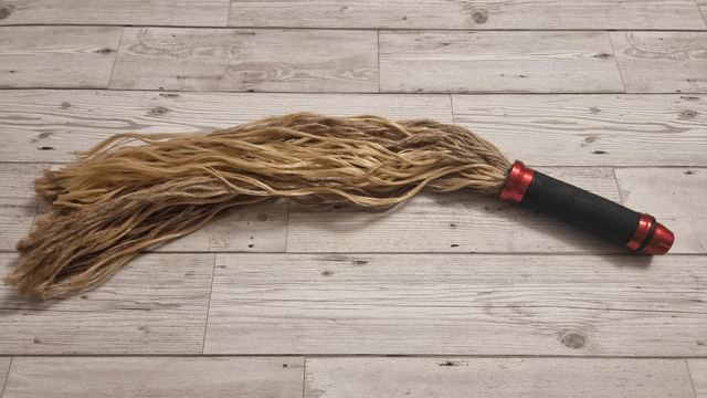 Rope flogger